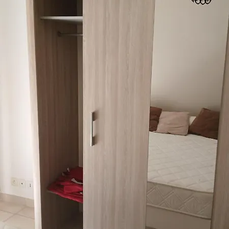 Comfortable 1-bedroom At - Milelli Διαμέρισμα Αζάτσιο